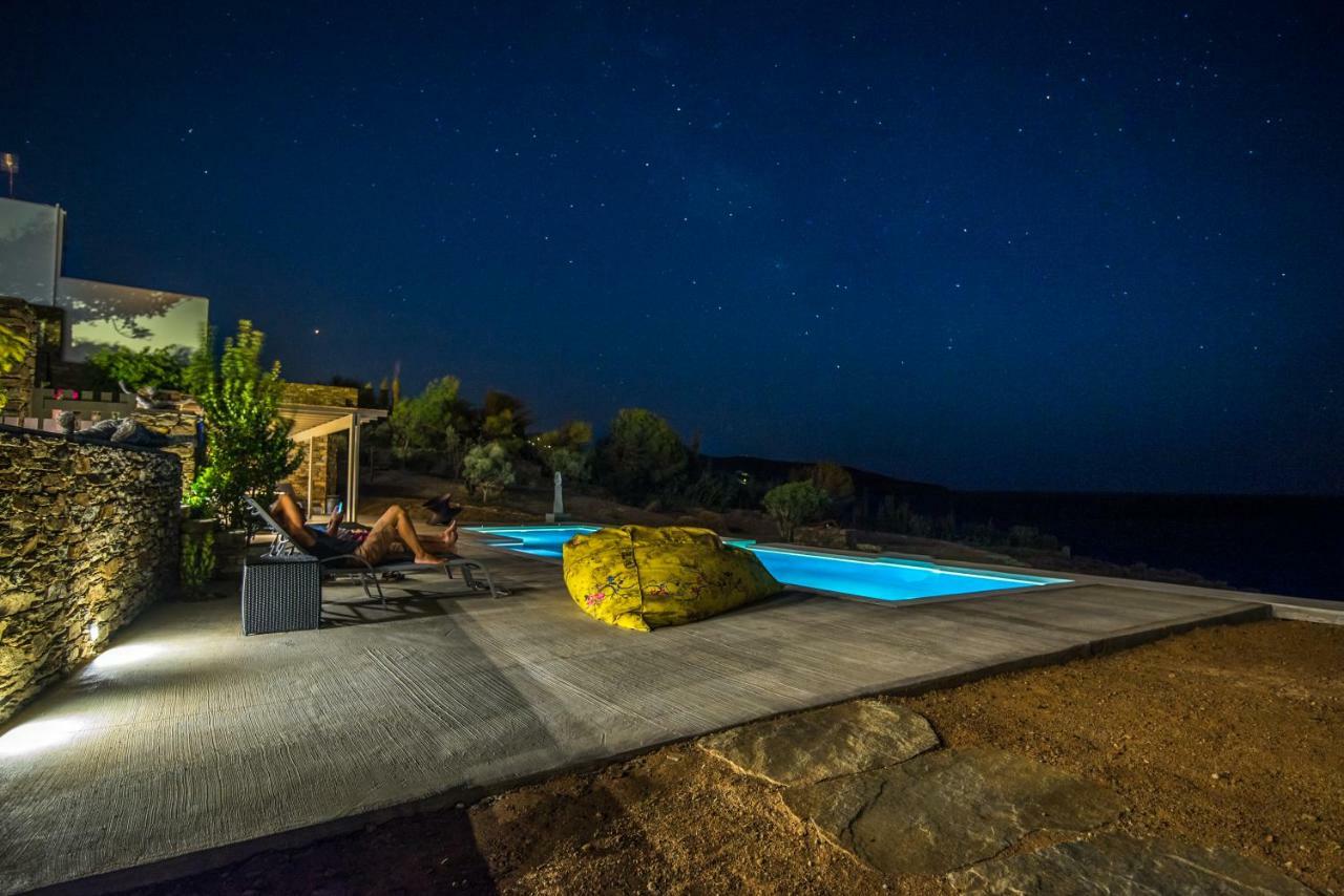 Archipelagotinos Agios Romanos Buitenkant foto